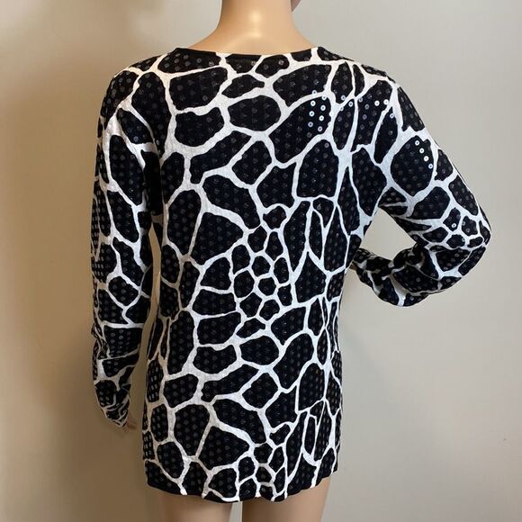 ❤️Last Chance INC International Concepts animal print  sequined top size L - Picture 4 of 8